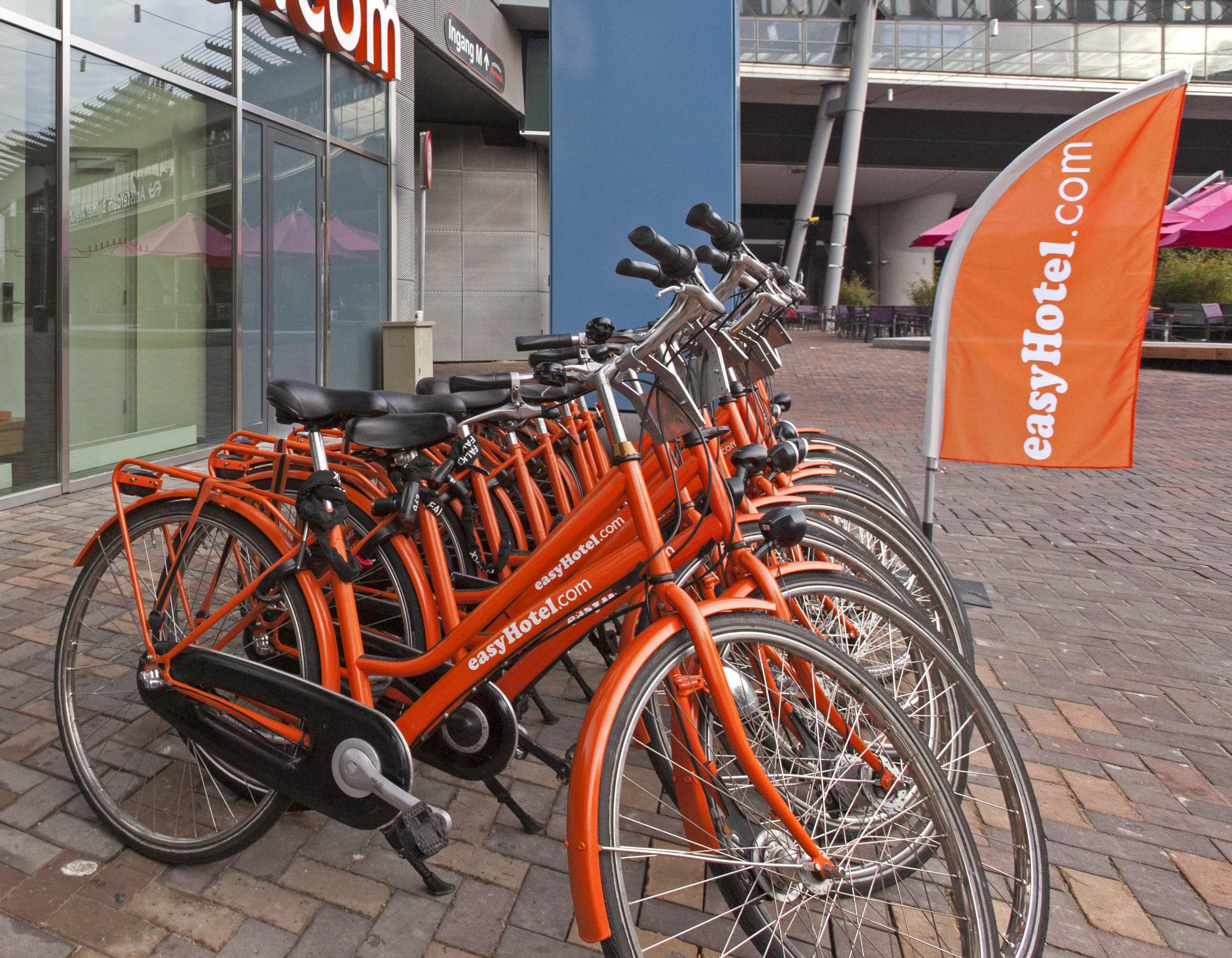 Easyhotel Rotterdam City Centre Exterior photo