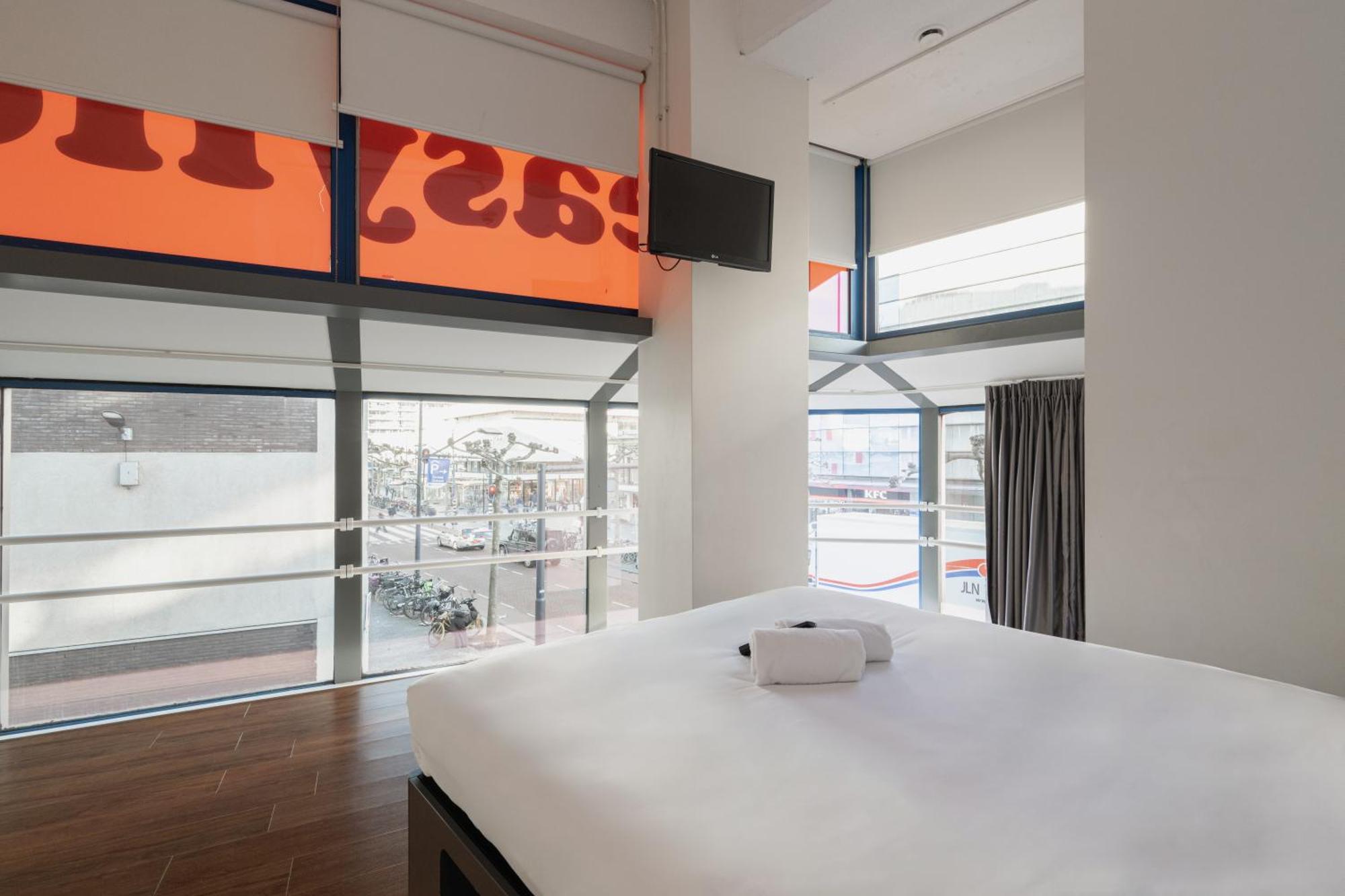 Easyhotel Rotterdam City Centre Exterior photo